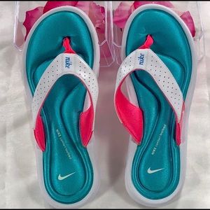 Nike Thong Sandals/Flip Flops- Size 7